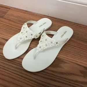 Nine West Women's Floral Sandals: White | Size 8